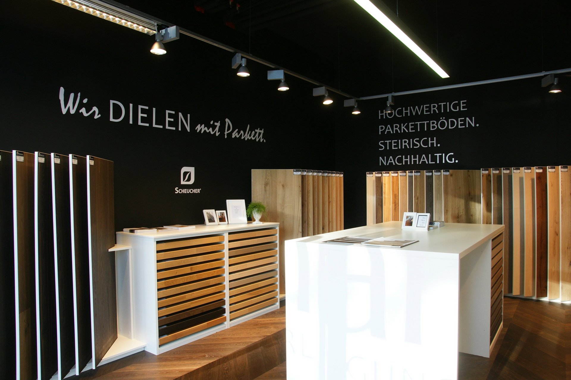 Ausstellungsraum für Parkett in modernem Design